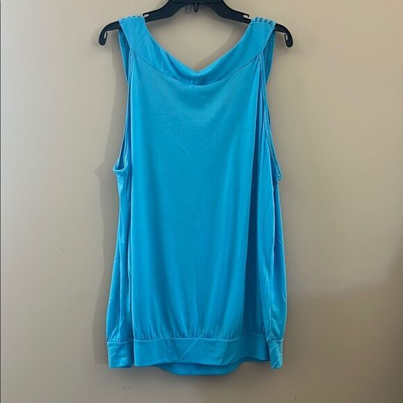 Blue Sleeveless Women's Top - Picture 2 of 3